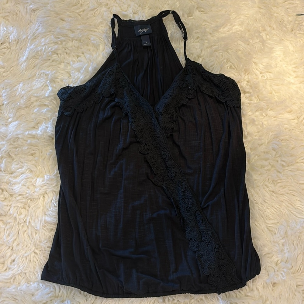 EUC Day Trip by the Buckle size Small spaghetti strap halter style with lace